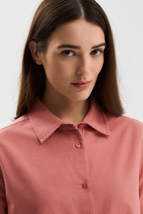 рубашка из хлопка и льна из россии вид сбоку