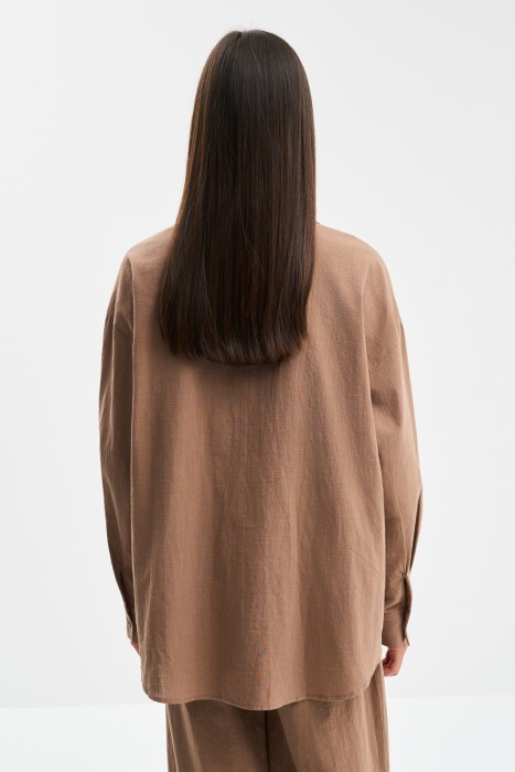 рубашка из хлопка по цене 1600 руб вид справа