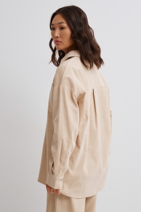 рубашка из хлопка по цене 2330 руб вид справа