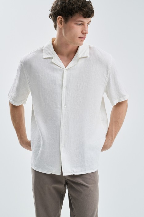 рубашка изо льна от бренда снежная королева вид слева