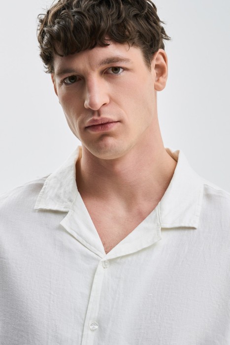 рубашка изо льна из россии вид сбоку