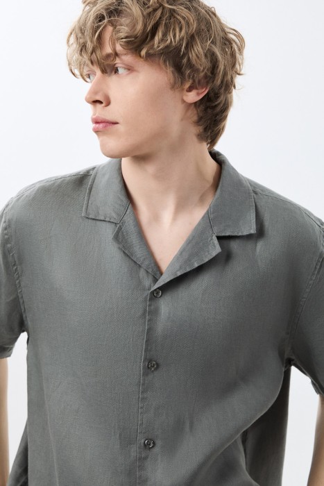 рубашка изо льна из россии вид сбоку