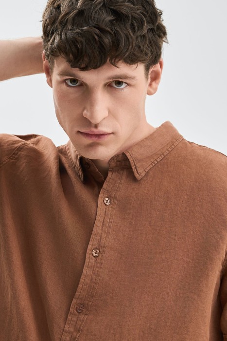 рубашка изо льна от бренда снежная королева вид слева