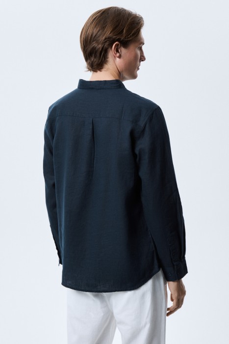 рубашка изо льна по цене 4420 руб вид справа