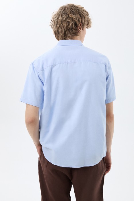 рубашка с короткими рукавами по цене 2320 руб вид справа