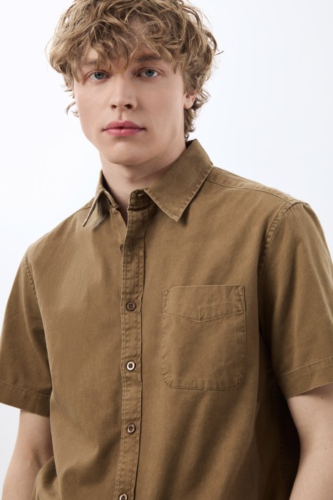 рубашка с короткими рукавами из россии вид сбоку