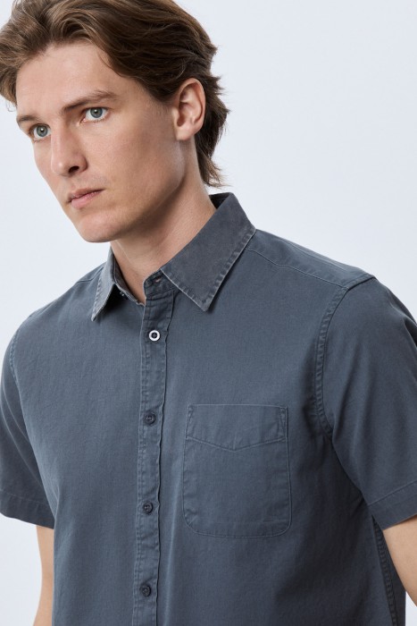 рубашка с короткими рукавами от бренда снежная королева вид слева