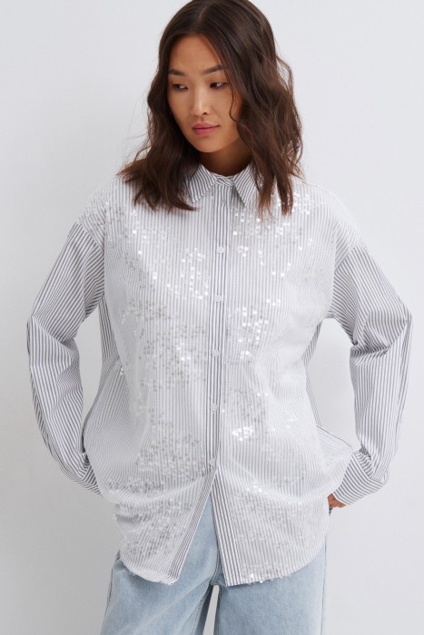 рубашка с пайетками из россии вид сбоку