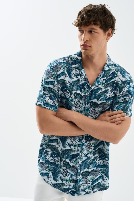 рубашка с принтом от бренда снежная королева вид слева