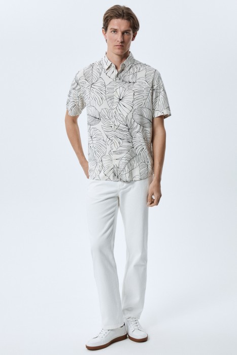 рубашка с принтом от бренда снежная королева вид слева