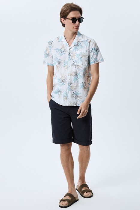 рубашка с принтом от бренда снежная королева вид слева