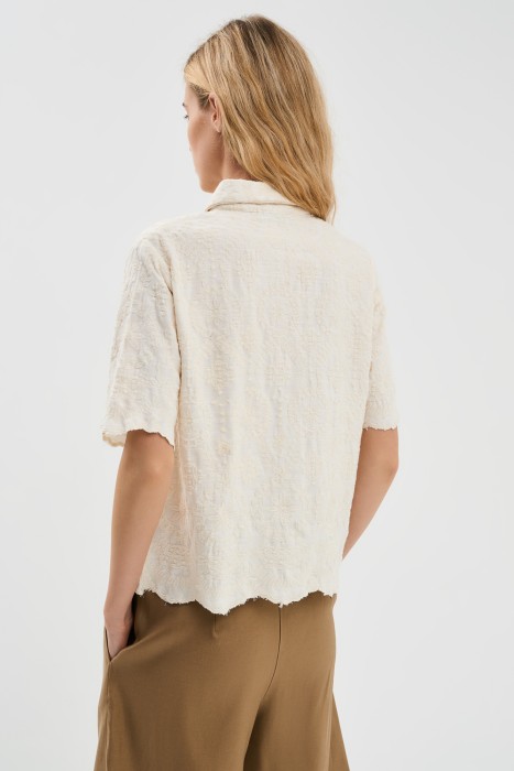 рубашка с вышивкой по цене 1360 руб вид справа