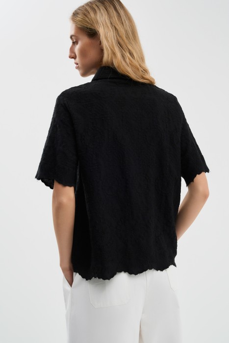 рубашка с вышивкой по цене 1360 руб вид справа