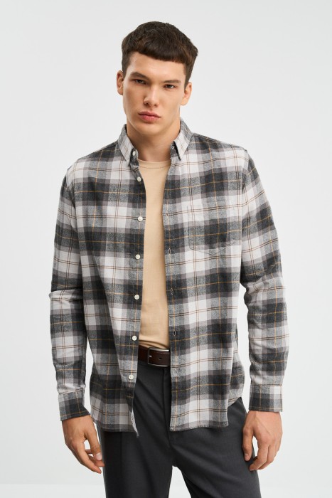 рубашка в клетку от бренда снежная королева вид слева