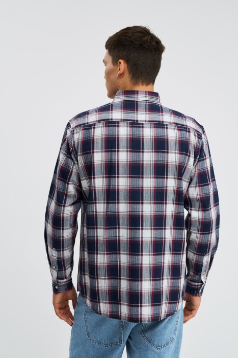 рубашка в клетку по цене 1290 руб вид справа