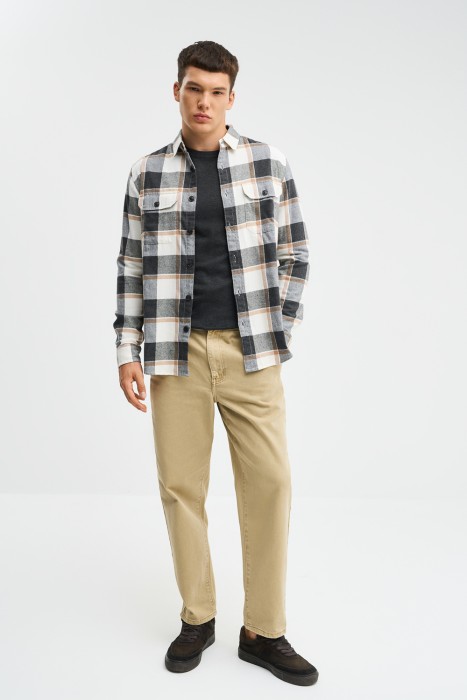 рубашка в клетку из россии вид сбоку