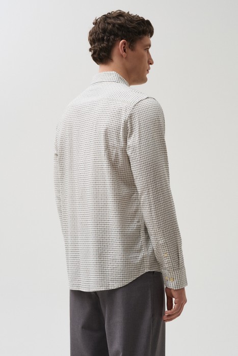 рубашка в клетку по цене 1890 руб вид справа