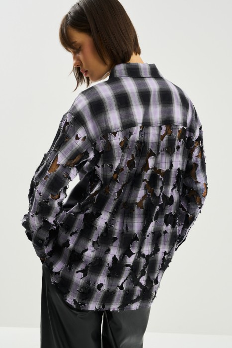 рубашка в клетку по цене 1980 руб вид справа