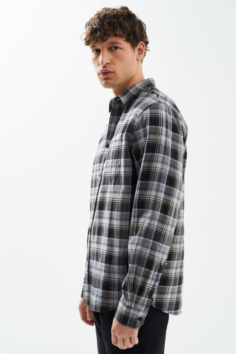 рубашка в клетку из россии вид сбоку