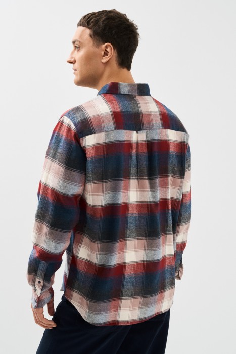 рубашка в клетку по цене 1040 руб вид справа