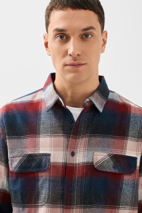 рубашка в клетку из россии вид сбоку