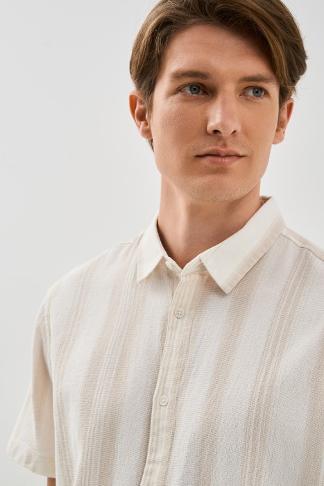 рубашка в полоску по цене 1210 руб вид справа