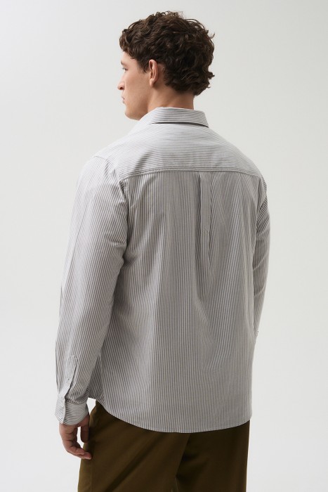 рубашка в полоску по цене 2680 руб вид справа