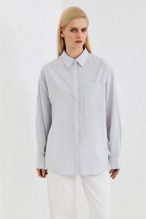 рубашка в полоску по цене 1620 руб вид справа