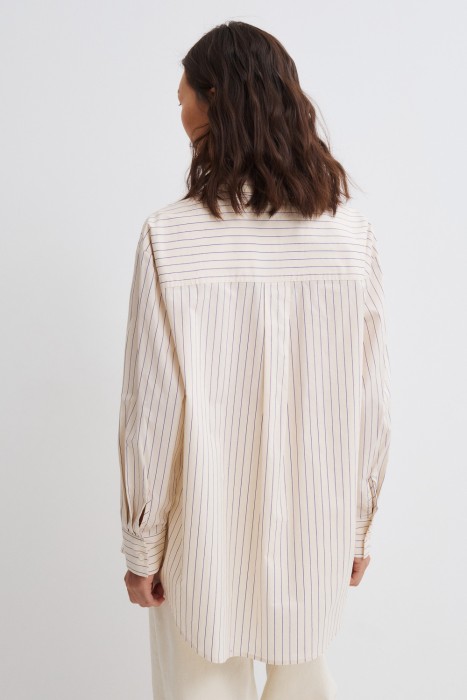 рубашка в полоску по цене 2270 руб вид справа