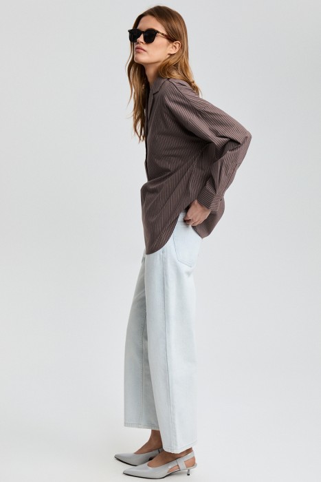 рубашка в полоску от бренда снежная королева вид слева