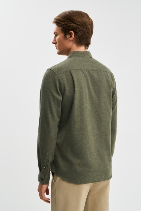 рубашка по цене 1290 руб вид справа