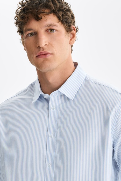 рубашка из россии вид сбоку