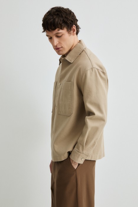 рубашка по цене 3990 руб вид справа