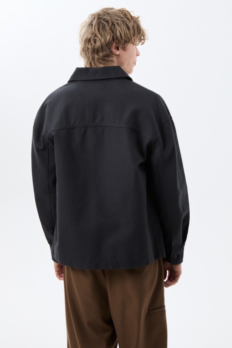 рубашка по цене 3990 руб вид справа