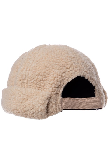 шапка из искусственного меха от бренда снежная королева вид слева