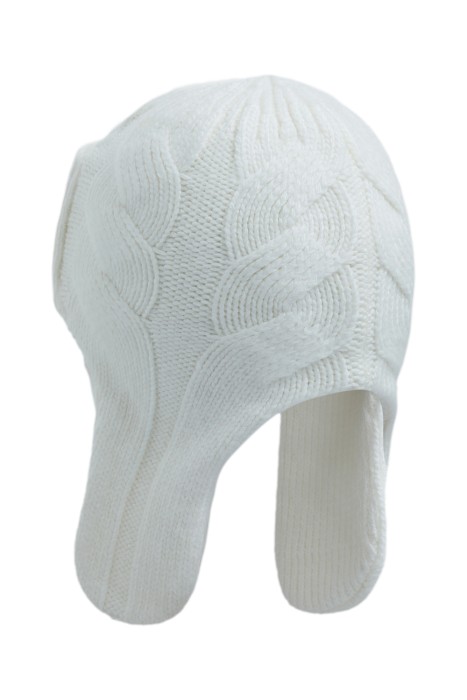 шапка-ушанка от бренда снежная королева вид слева