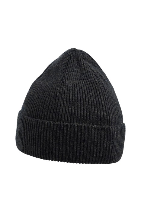 шапка от бренда снежная королева вид слева