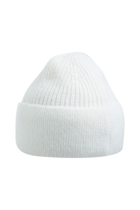 шапка от бренда снежная королева вид слева