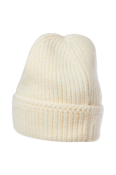 шапка от бренда снежная королева вид слева