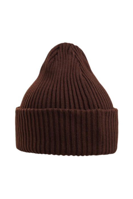 шапка от бренда снежная королева вид слева