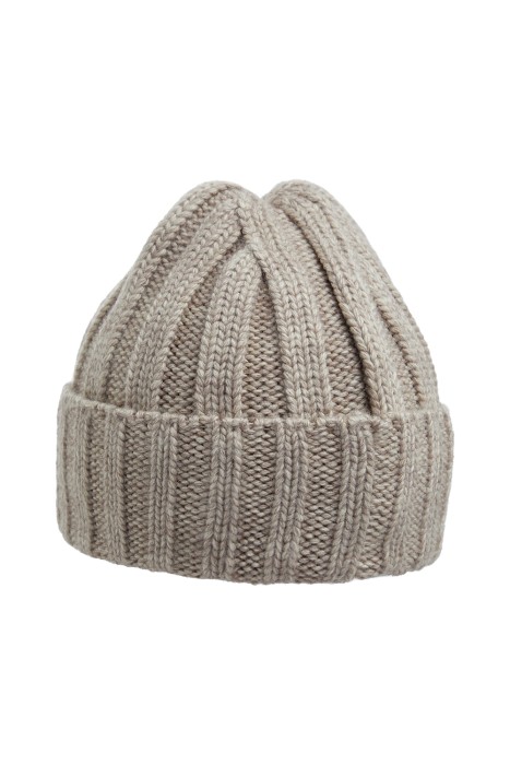 шапка от бренда снежная королева вид слева