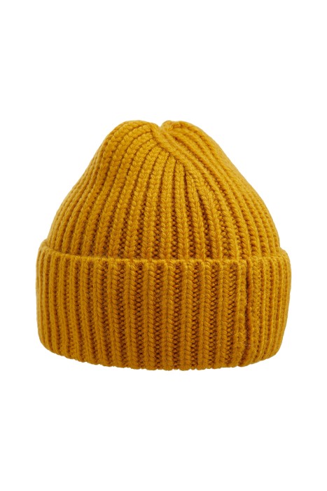 шапка от бренда снежная королева вид слева