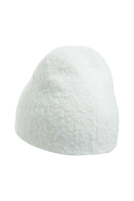 шапка от бренда снежная королева вид слева