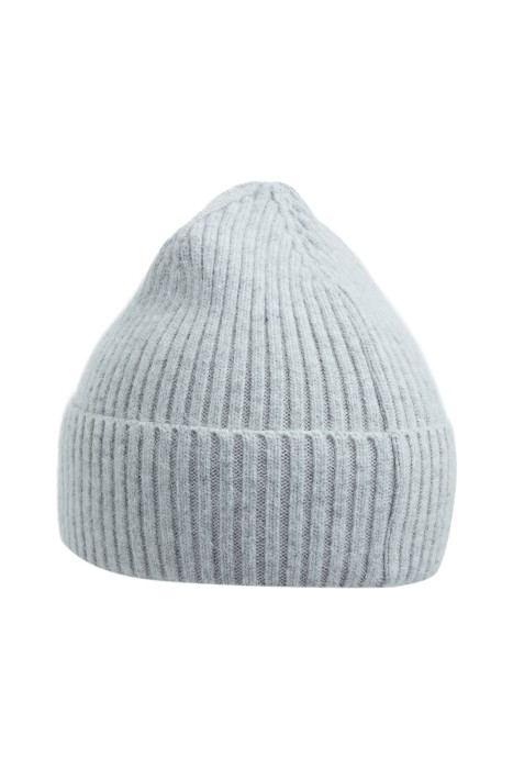 шапка от бренда снежная королева вид слева