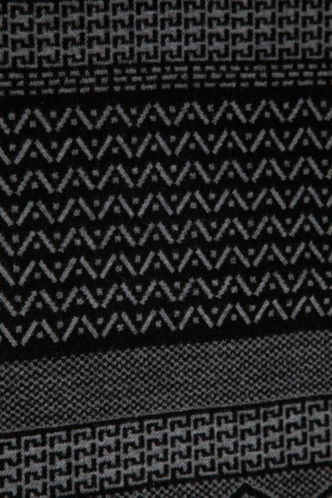 шарф с узором от бренда снежная королева вид слева