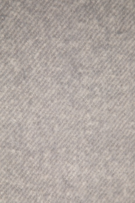 шарф от бренда снежная королева вид слева