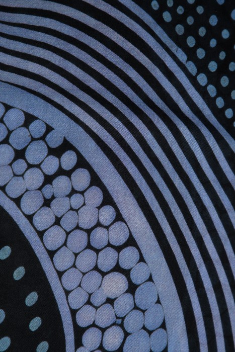 шарф от бренда снежная королева вид слева