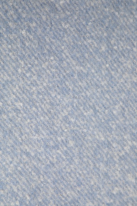 шарф от бренда снежная королева вид слева