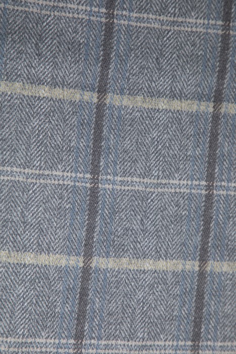 шарф от бренда снежная королева вид слева