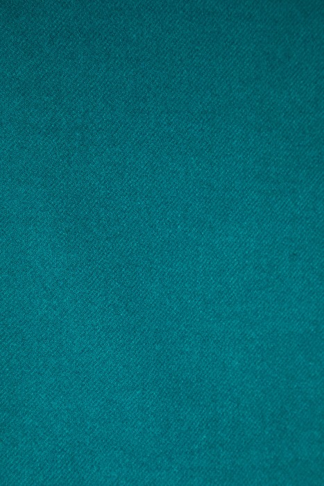 шарф от бренда снежная королева вид слева